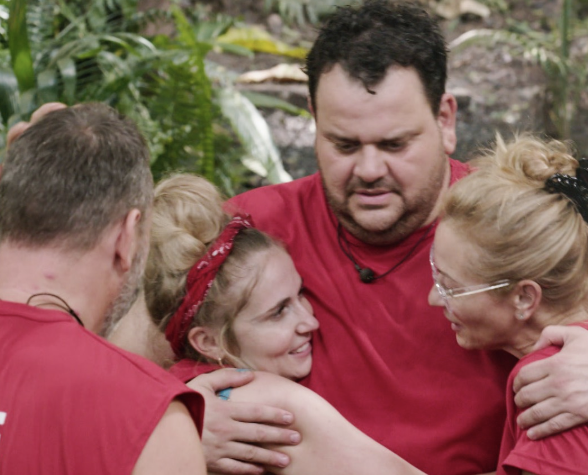 Philippe Laprise subit une opération après une blessure à Sortez-moi d'ici 2 Philippe Laprise subit une opération après une blessure à Sortez-moi d'ici Capture decran le 2024 05 22 a 15.21.01 Philippe Laprise subit une opération après une blessure à Sortez-moi d'ici