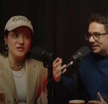 Le Podcast d’Alexandre Barrette : Révélations sur son «Gros Regret» avec Catherine Brunet 7 Le Podcast d’Alexandre Barrette : Révélations sur son «Gros Regret» avec Catherine Brunet Design sans titre 27 1 Le Podcast d’Alexandre Barrette : Révélations sur son «Gros Regret» avec Catherine Brunet