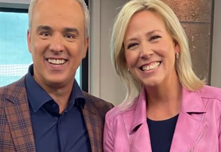 YXJ0aWNsZXMvVDZKNlBJVG5DV1VoZ3NadVVLcE4vNGEwOWRjM2FiYWQ3NDYwZjg2YjkvNWVlZWQyMWQtNTc1OC00OTE3LWE5YmItN2MxZDUyNmVlMTRmLnBuZw 1 Découvrez le remplaçant de Gino Chouinard en attendant l'arrivée d'Ève-Marie Lortie à Salut Bonjour