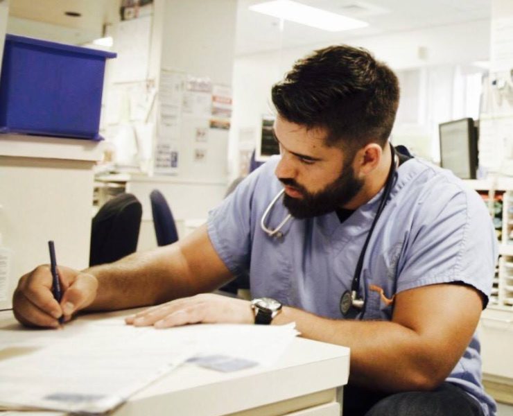 Laurent Duvernay-Tardif confronté à une situation difficile, appelle à l'aide de ses fans 7 Laurent Duvernay-Tardif confronté à une situation difficile, appelle à l'aide de ses fans laurent Laurent Duvernay-Tardif confronté à une situation difficile, appelle à l'aide de ses fans