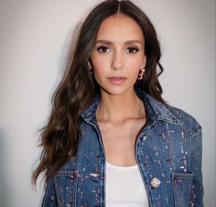 nina e1716295965773 L'actrice Nina Dobrev de la s&eacute;rie Vampire Diaries gravement bless&eacute;e dans un accident de la route