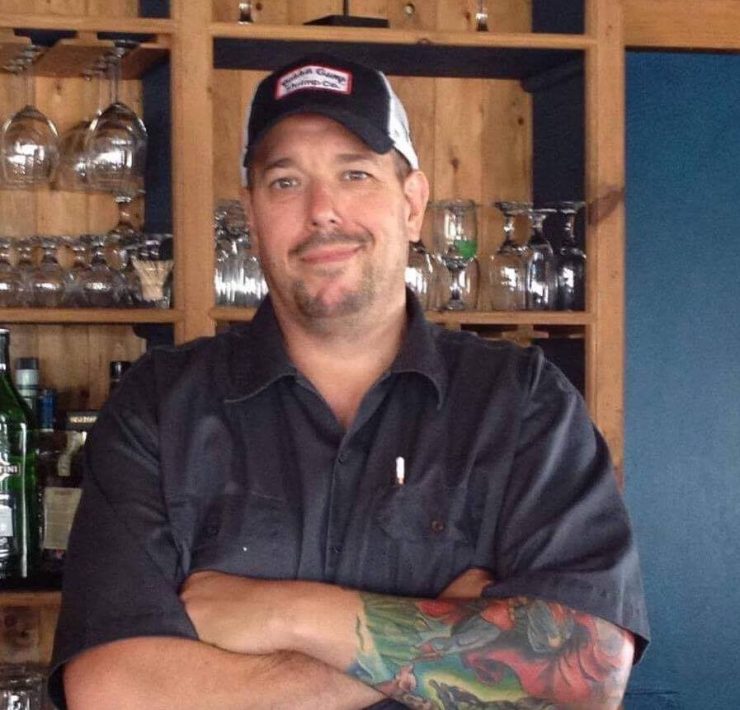 qquebbb Un Qu&eacute;b&eacute;cois se retrouve sans autre choix que de vivre dans sa voiture