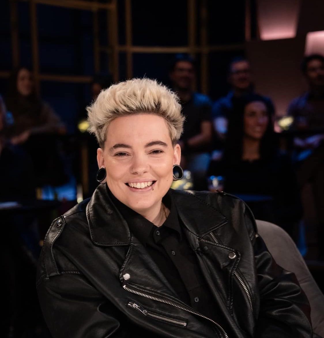 Roxane Bruneau dévoile les résultats de son opération chirurgicale des oreilles 1 Roxane Bruneau dévoile les résultats de son opération chirurgicale des oreilles roxaneb e1717073700755 Roxane Bruneau dévoile les résultats de son opération chirurgicale des oreilles