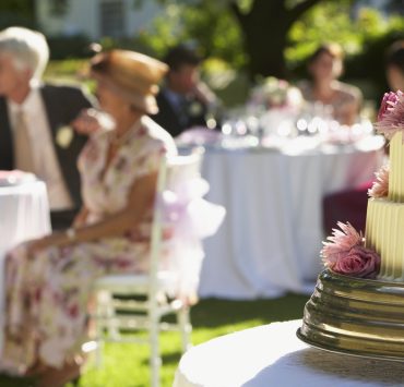 Un couple impose des règles strictes pour leur mariage : Une contreverse grandissante parmi les invités plus traditionnels 2 Un couple impose des règles strictes pour leur mariage : Une contreverse grandissante parmi les invités plus traditionnels shutterstock 146575256 Un couple impose des règles strictes pour leur mariage : Une contreverse grandissante parmi les invités plus traditionnels