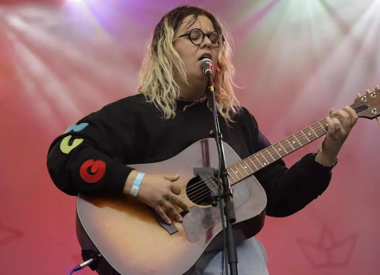 Capture decran 2024 06 17 140906 Safia Nolin fait sensation en partageant la scène avec son ex lors d'un concert hier