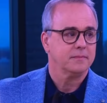 Capture decran 2024 06 21 095409 Gino Chouinard fond en larmes dans un moment d'émotion intense à Salut Bonjour