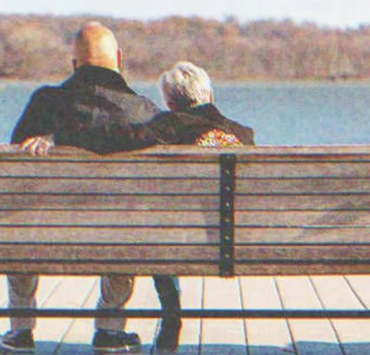 Capture decran 2024 06 22 192602 Des enfants découvrent que leur mère de 62 ans sort avec un homme plus jeune et les a retirés de son testament