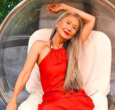 Capture decran 2024 06 24 125823 À 68 ans, elle lance sa carrière de mannequin et démontre que l’âge ne limite pas la beauté : ses photos sont splendides