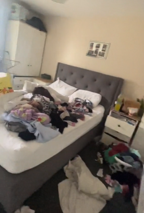 Capture decran 2024 06 25 161147 Mère Influenceuse Accusée de Négligence: Elle Reçoit la Visite des Policiers Après Avoir Filmé sa Maison