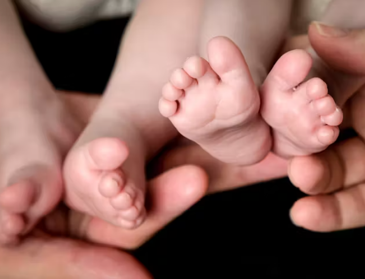 Capture decran 2024 06 27 111614 Une mère donne naissance à des jumeaux ayant chacun un père différent