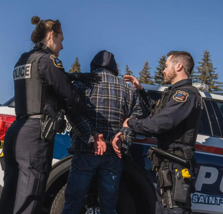 Capture decran 2024 06 28 183831 Vol choquant &agrave; St-Jean-sur-Richelieu : un employ&eacute; municipal cong&eacute;di&eacute; pour avoir d&eacute;rob&eacute; &agrave; un itin&eacute;rant