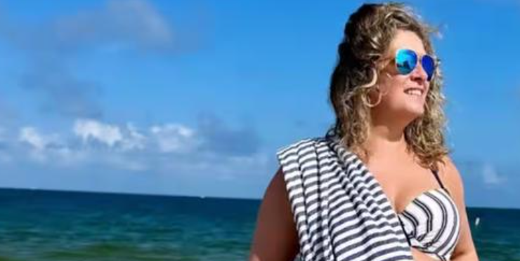 Capture decran 2024 06 30 105845 Saskia Thuot partage une rare photo en tenue de plage et ça fait réagir