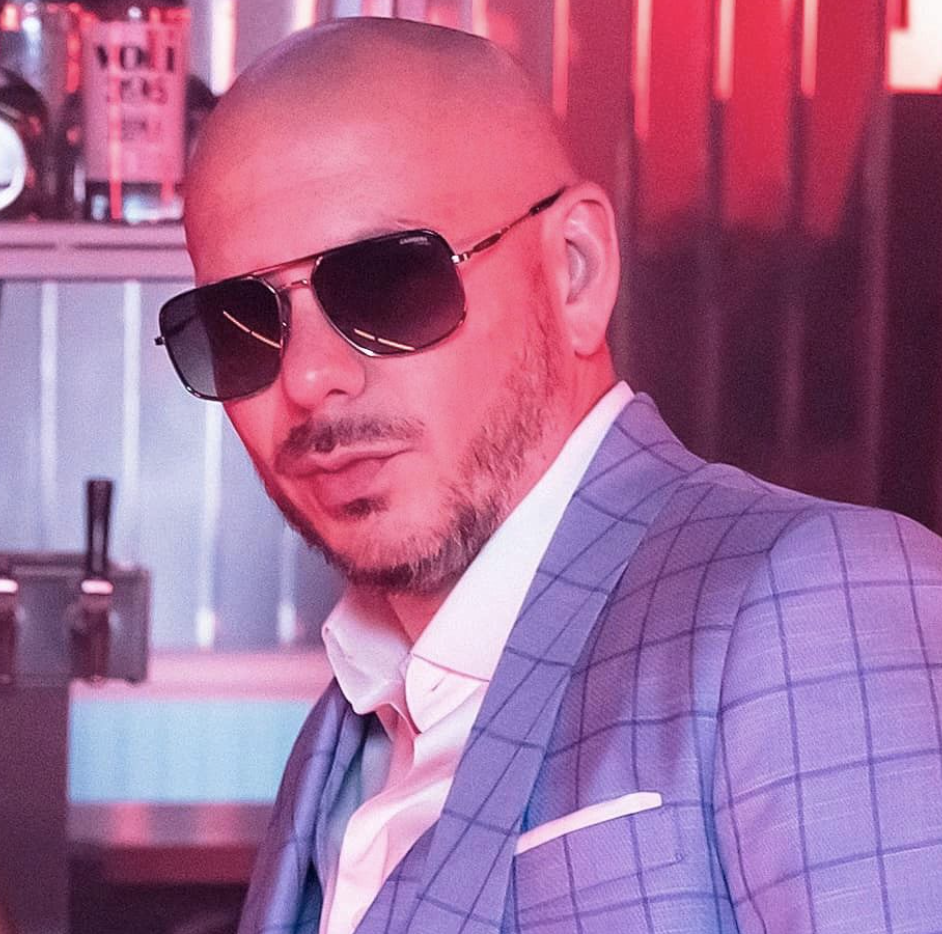 La vidéo d'excuses de Pitbull déclenche la colère au Québec 1 La vidéo d'excuses de Pitbull déclenche la colère au Québec Capture decran le 2024 06 10 a 15.59.37 e1718049629799 La vidéo d'excuses de Pitbull déclenche la colère au Québec