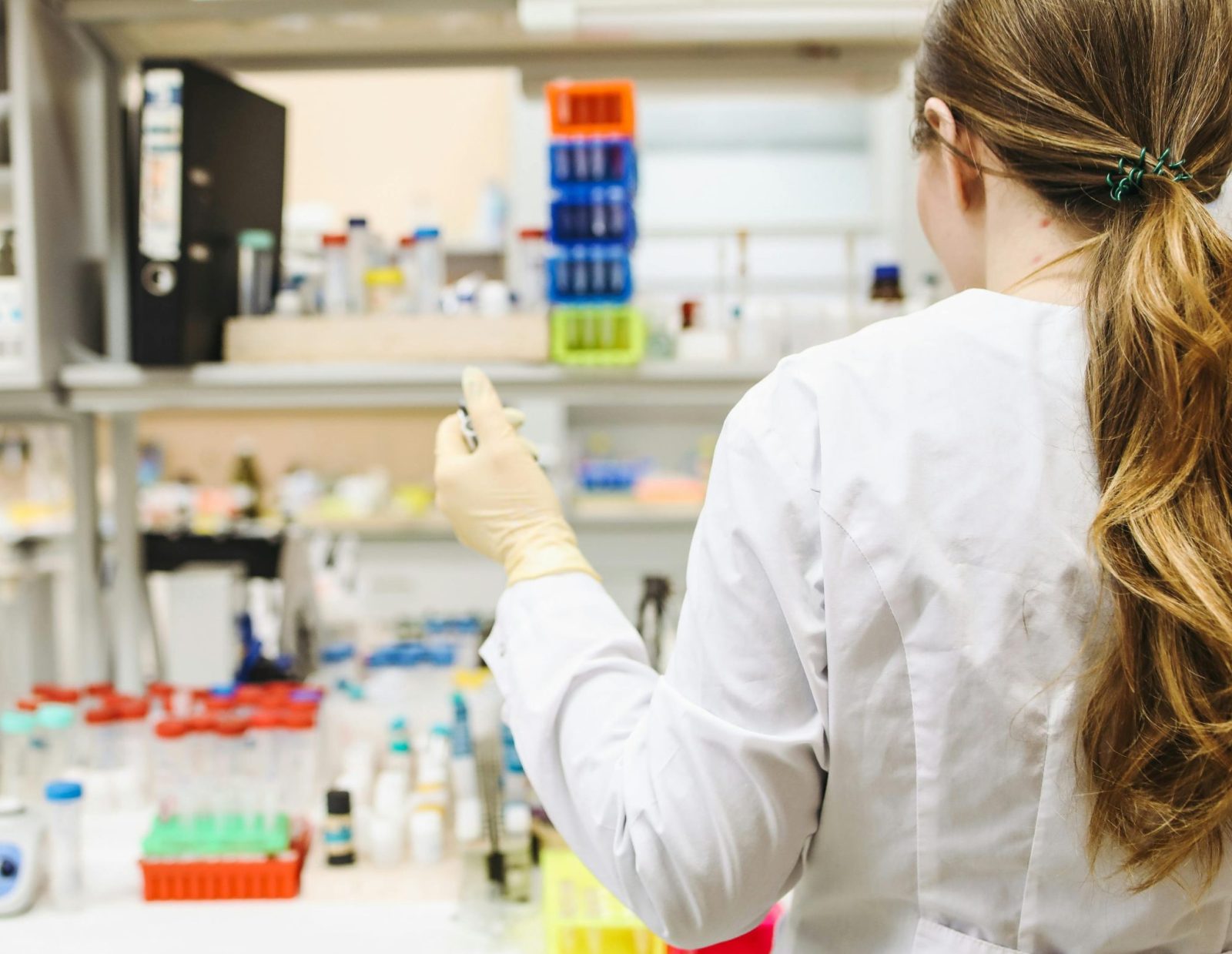 Accusations de pratiques anticoncurrentielles : action collective contre des pharmaciens 1 Accusations de pratiques anticoncurrentielles : action collective contre des pharmaciens pexels polina tankilevitch 3735782 scaled e1718370968749 Accusations de pratiques anticoncurrentielles : action collective contre des pharmaciens