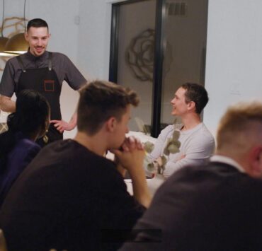 Bonne ou Mauvais Idée ? Ce restaurant au Québec fait le point après avoir éliminé les pourboires 4 Bonne ou Mauvais Idée ? Ce restaurant au Québec fait le point après avoir éliminé les pourboires 342054238 1308973389684530 3307767086516682124 n Bonne ou Mauvais Idée ? Ce restaurant au Québec fait le point après avoir éliminé les pourboires