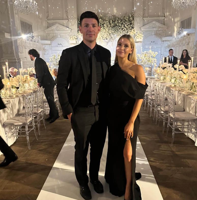 Capture decran 2024 07 08 072341 En Images : Les Canadiens Fêtent le Mariage de Brendan Gallagher et Emma Fortin à Montréal et Ce N'est Pas Rien !