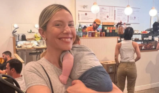 Magalie Lépine-Blondeau dévoile un tendre cliché avec son nouveau-né neveu 1 Magalie Lépine-Blondeau dévoile un tendre cliché avec son nouveau-né neveu Capture decran 2024 07 09 082247 Magalie Lépine-Blondeau dévoile un tendre cliché avec son nouveau-né neveu