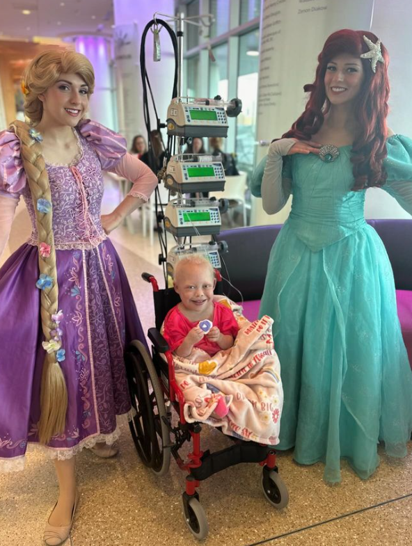 Bella Brave, Connue sur TikTok pour son Courage Face à la Maladie, s'Éteint à 10 Ans 6 Bella Brave, Connue sur TikTok pour son Courage Face à la Maladie, s'Éteint à 10 Ans Capture decran 2024 07 16 153547 Bella Brave, Connue sur TikTok pour son Courage Face à la Maladie, s'Éteint à 10 Ans