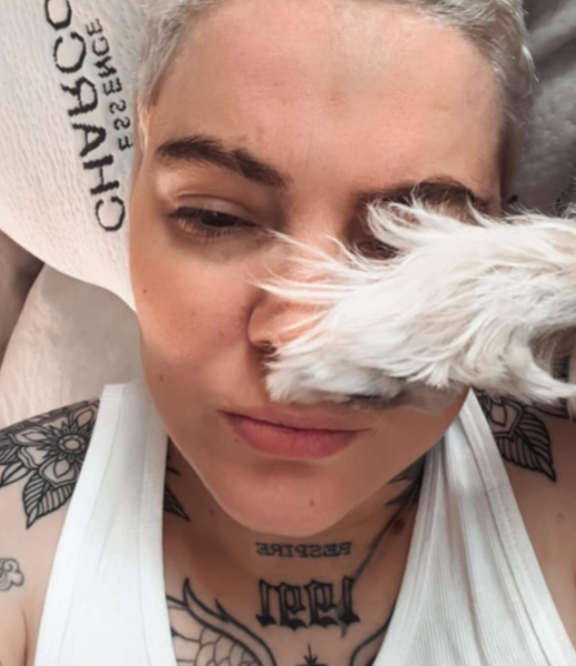 Capture decran 2024 07 22 065301 1 Roxane Bruneau Révèle Son Nouveau Look et Se Confie sur Sa Vie Personnelle