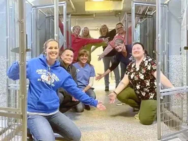 Capture decran 2024 07 22 101811 Un événement historique : Un refuge pour animaux se vide entièrement pour la première fois en 47 ans !