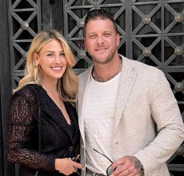 Capture decran 2024 07 24 215133 Mathieu Baron et sa Conjointe Scellent Leur Amour avec un Tatouage Identique