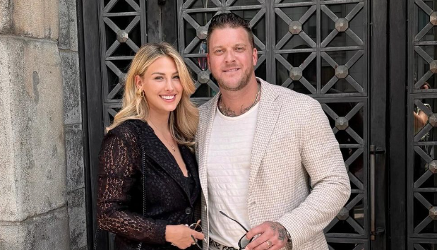 Mathieu Baron et sa Conjointe Scellent Leur Amour avec un Tatouage Identique 1 Mathieu Baron et sa Conjointe Scellent Leur Amour avec un Tatouage Identique Capture decran 2024 07 24 215133 Mathieu Baron et sa Conjointe Scellent Leur Amour avec un Tatouage Identique