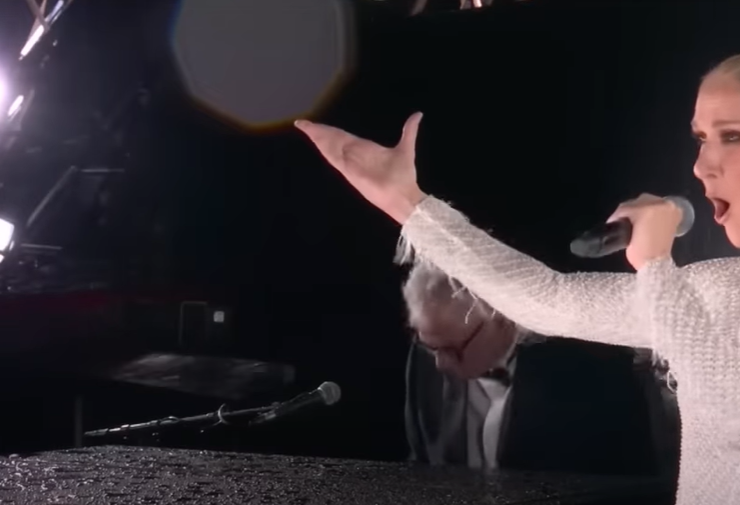 Capture decran 2024 07 27 103850 Les internautes réagissent à la performance de Céline Dion à Paris : entre éloges et critiques