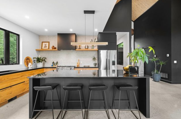 Capture decran 2024 07 28 124438 Découvrez la propriété de 1 500 000$ où résidait Stéphane Rousseau dans les Laurentides