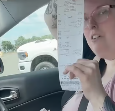 Une cliente stupéfaite par le prix exorbitant de ses hot-dogs chez A&W 2 Une cliente stupéfaite par le prix exorbitant de ses hot-dogs chez A&W Capture decran 2024 07 28 140014 Une cliente stupéfaite par le prix exorbitant de ses hot-dogs chez A&W