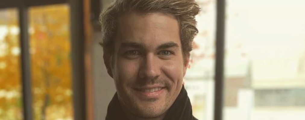Mésaventure pour Julien Lacroix au mariage d'une comédienne de 'District 31 1 Mésaventure pour Julien Lacroix au mariage d'une comédienne de 'District 31 Capture decran 2024 07 30 094241 Mésaventure pour Julien Lacroix au mariage d'une comédienne de 'District 31