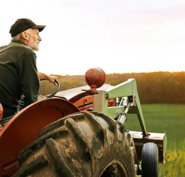 Capture decran 2024 07 30 112555 À 105 ans, Earl Mallinger partage son secret de longévité : l'agriculture active