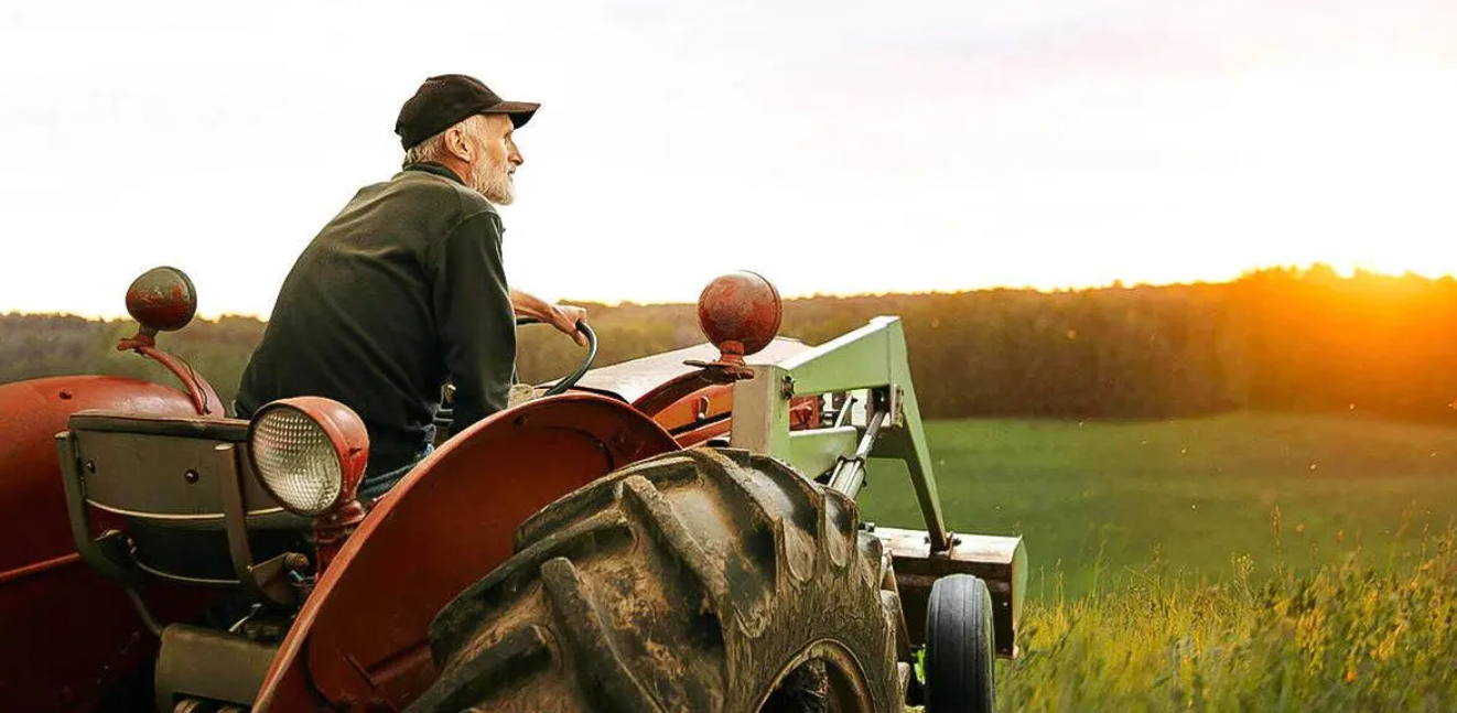 À 105 ans, Earl Mallinger partage son secret de longévité : l'agriculture active 1 À 105 ans, Earl Mallinger partage son secret de longévité : l'agriculture active Capture decran 2024 07 30 112555 À 105 ans, Earl Mallinger partage son secret de longévité : l'agriculture active
