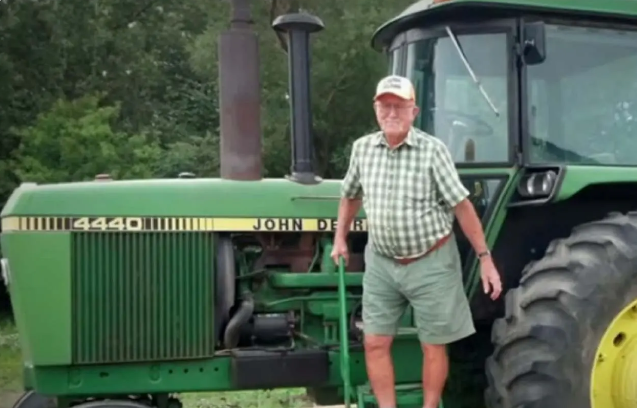 À 105 ans, Earl Mallinger partage son secret de longévité : l'agriculture active 3 À 105 ans, Earl Mallinger partage son secret de longévité : l'agriculture active Capture decran 2024 07 30 112721 À 105 ans, Earl Mallinger partage son secret de longévité : l'agriculture active