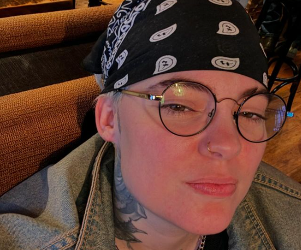 Capture decran 2024 07 30 190935 [En photo] Roxane Bruneau Garde Contact Avec Son Ex Belle-Fille