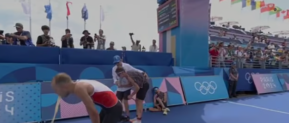 Un athlète canadien souffre de vomissements répétés après le triathlon dans la Seine 1 Un athlète canadien souffre de vomissements répétés après le triathlon dans la Seine Capture decran 2024 07 31 105034 Un athlète canadien souffre de vomissements répétés après le triathlon dans la Seine