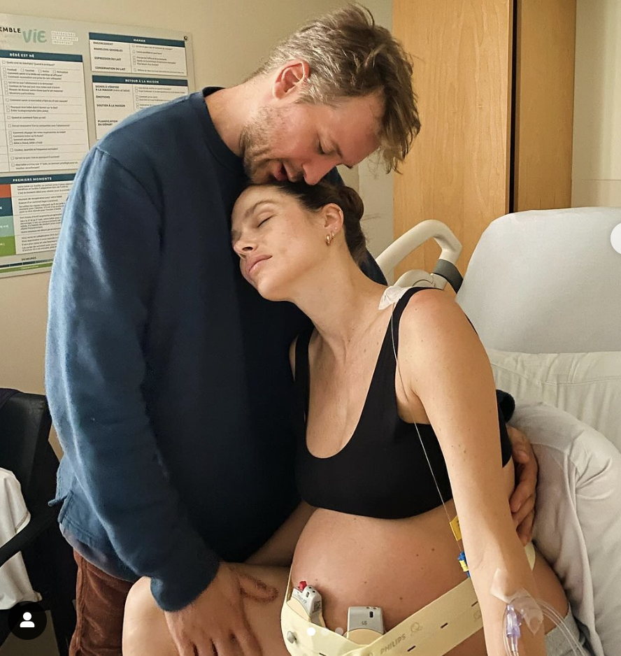 Maripier Morin vient d'accoucher Jean-Philippe Perras partage des photos inédites 2 Maripier Morin vient d'accoucher Jean-Philippe Perras partage des photos inédites Capture decran le 2024 07 08 a 18.14.31 Maripier Morin vient d'accoucher Jean-Philippe Perras partage des photos inédites