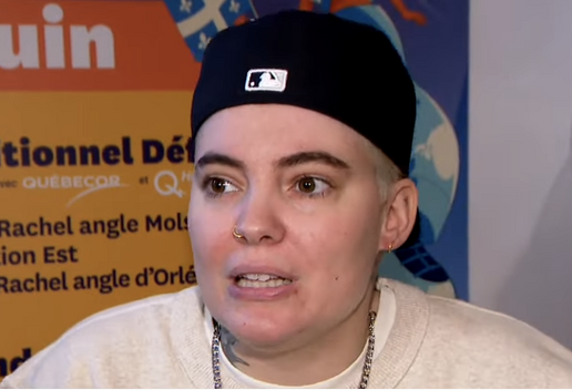 Roxane Bruneau critique sa photo sur Wikipedia 2 Roxane Bruneau critique sa photo sur Wikipedia Capture decran le 2024 07 10 a 08.55.36 Roxane Bruneau critique sa photo sur Wikipedia