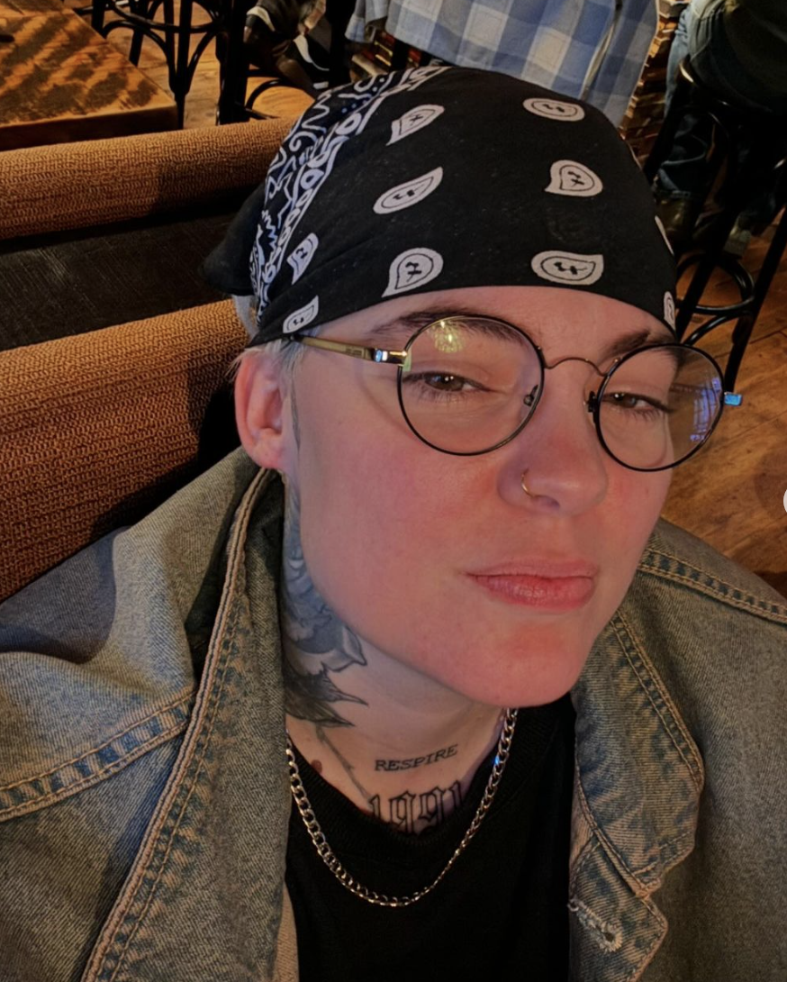 Capture decran le 2024 07 11 a 13.07.19 Roxane Bruneau surprend en se faisant complètement raser la tete