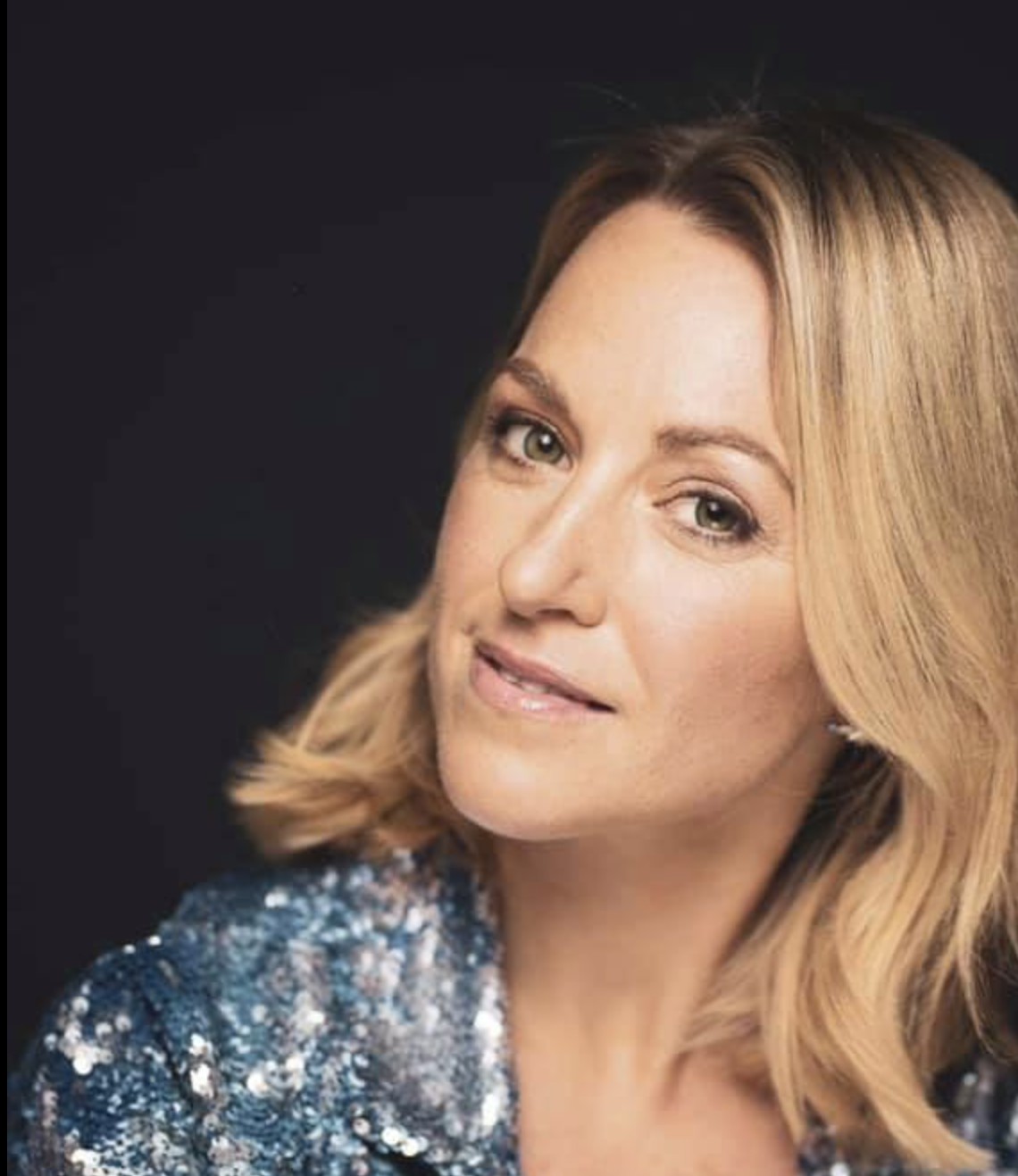 Émily Bégin se confie en larmes sur les crises médiatiques de Guillaume Lemay-Thivierge 1 Émily Bégin se confie en larmes sur les crises médiatiques de Guillaume Lemay-Thivierge Capture decran le 2024 07 15 a 12.25.40 e1721060782212 Émily Bégin se confie en larmes sur les crises médiatiques de Guillaume Lemay-Thivierge