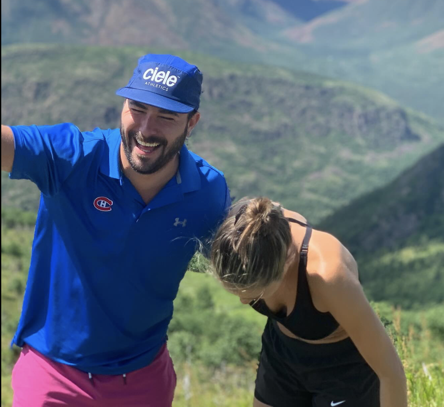 Capture decran le 2024 07 17 a 14.55.00 Maripier Morin exprime sa douleur avec des photos de son frère, Raphaël, après son suicide.