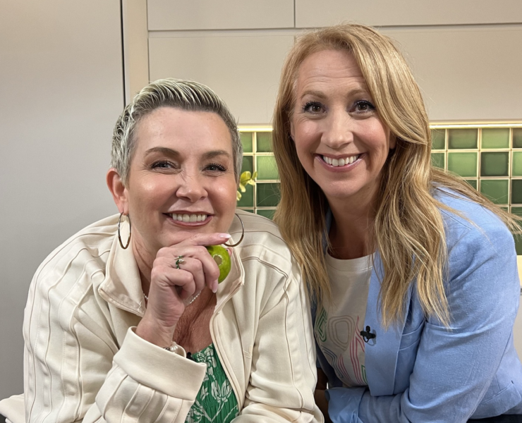 Capture decran le 2024 07 18 a 17.01.29 e1721336564757 Nathalie Simard se retrouve dans le récit de Céline Dion à l'écran.