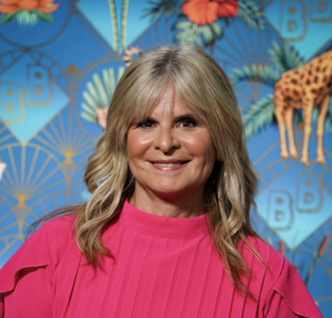 Le nouveau look de Guylaine Tremblay fait sensation à 'Bonsoir Bonsoir'. 3 Le nouveau look de Guylaine Tremblay fait sensation à 'Bonsoir Bonsoir'. Capture decran le 2024 07 19 a 08.38.58 e1721392798724 Le nouveau look de Guylaine Tremblay fait sensation à 'Bonsoir Bonsoir'.