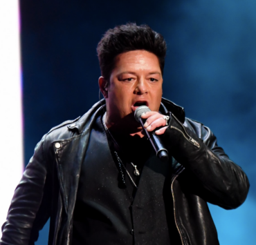 Éric Lapointe méconnaissable : une photo en revue qui fait réagir 3 Éric Lapointe méconnaissable : une photo en revue qui fait réagir Capture decran le 2024 07 19 a 10.43.04 e1721400259595 Éric Lapointe méconnaissable : une photo en revue qui fait réagir