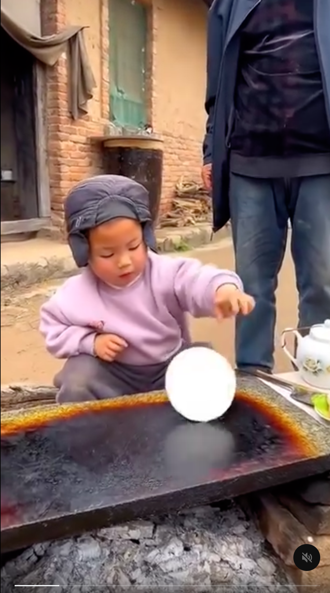 Trop mignon, ce jeune cuistot ! 1 Trop mignon, ce jeune cuistot ! Image 1