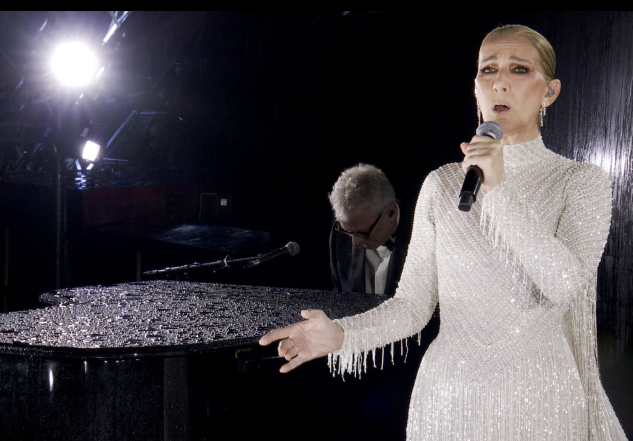 Capture decran le 2024 07 30 a 09.45.56 Découvrez si Céline Dion a vraiment chanté en direct aux Jeux olympiques