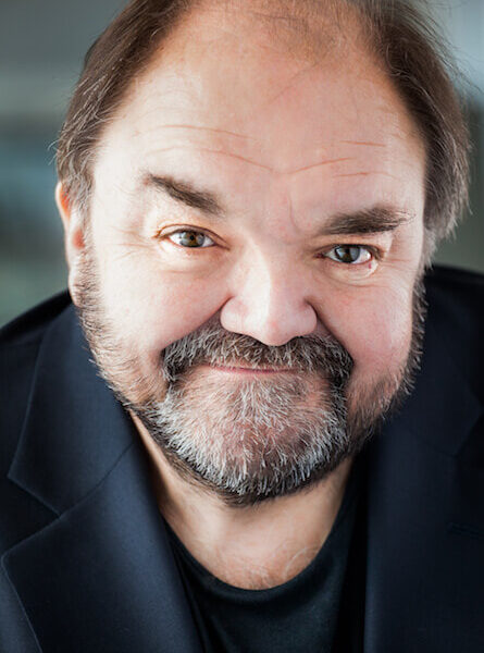 benoitt Le monde du théâtre en deuil : Benoît Dagenais nous quitte à 71 ans