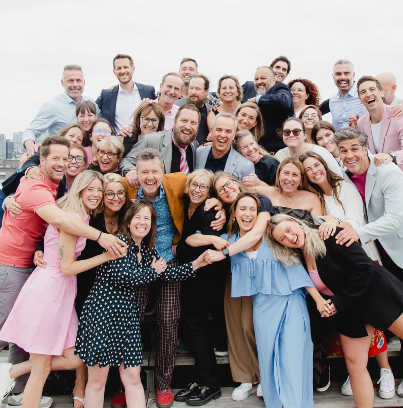 Gino Chouinard célèbre son 57e anniversaire : découvrez les clichés inédits de la fête! 2 Gino Chouinard célèbre son 57e anniversaire : découvrez les clichés inédits de la fête! salutbbb Gino Chouinard célèbre son 57e anniversaire : découvrez les clichés inédits de la fête!