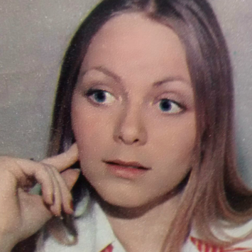 Capture decran 2024 08 02 103259 Anne Renée célèbre ses 74 ans : L'ex-conjointe de René Angélil et mère d'Anne-Marie reste étonnamment inchangée