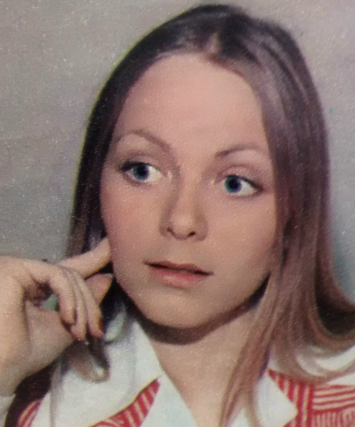 Anne Renée célèbre ses 74 ans : L'ex-conjointe de René Angélil et mère d'Anne-Marie reste étonnamment inchangée 1 Anne Renée célèbre ses 74 ans : L'ex-conjointe de René Angélil et mère d'Anne-Marie reste étonnamment inchangée Capture decran 2024 08 02 103259 Anne Renée célèbre ses 74 ans : L'ex-conjointe de René Angélil et mère d'Anne-Marie reste étonnamment inchangée