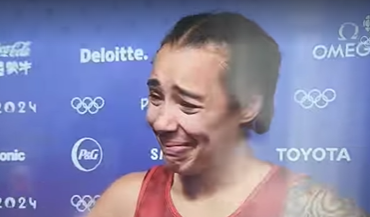 Capture decran 2024 08 02 105731 Émotion aux JO 2024 : Une athlète canadienne fond en larmes après sa défaite, un moment poignant